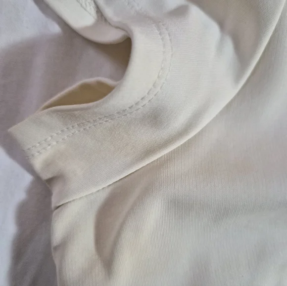 ​Talbots Petites White Beaded Neckline Short Sleeve Top Size LP - Picture 8 of 9